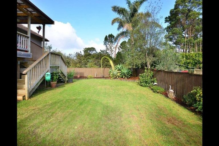 Photo of property in 68 Paragon Avenue, Beach Haven, Auckland, 0626
