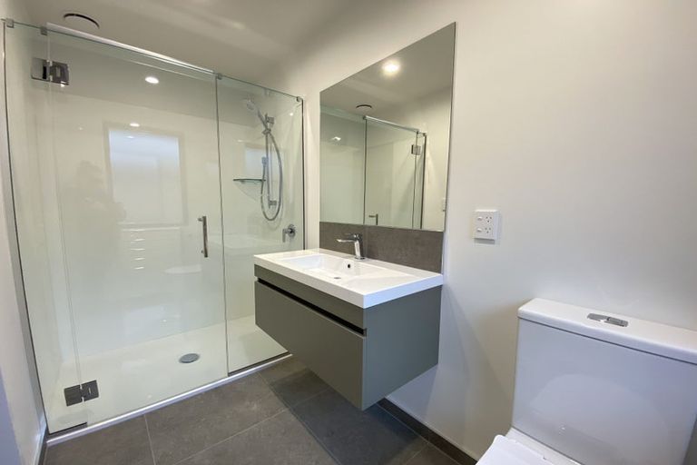 Photo of property in 75 Henshaw Street, Woodend, 7610