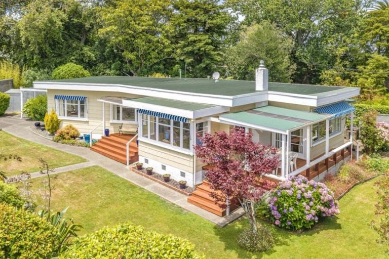 Photo of property in 17 Tulloch Street, Saint Johns Hill, Whanganui, 4500