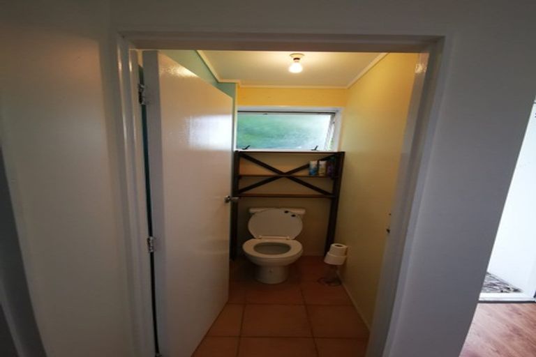 Photo of property in 3/14 Cezanne Place, New Lynn, Auckland, 0600