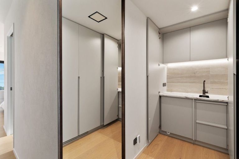 Photo of property in 82 Princes Drive, Britannia Heights, Nelson, 7010