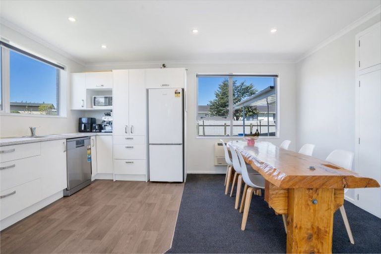 Photo of property in 5 Waterford Drive, Winton, 9720