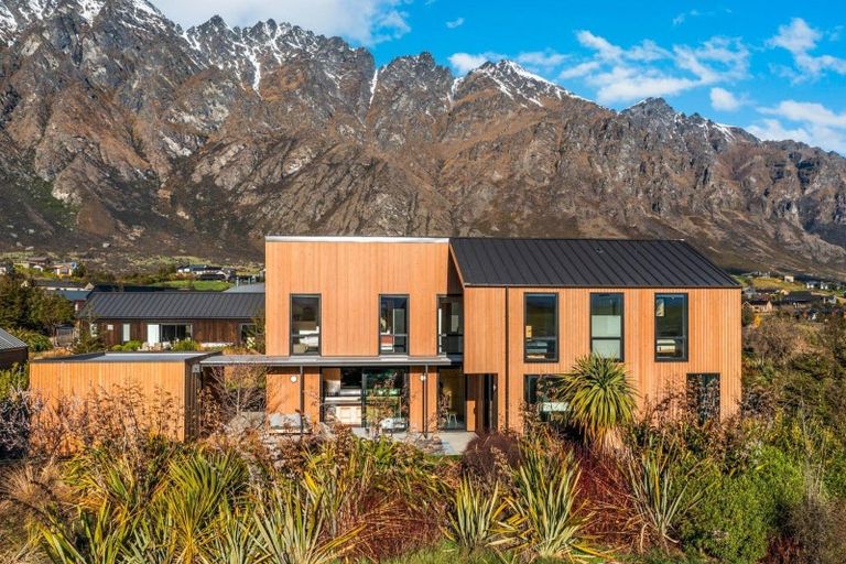 Photo of property in 3 Torridon Court, Jacks Point, Queenstown, 9371