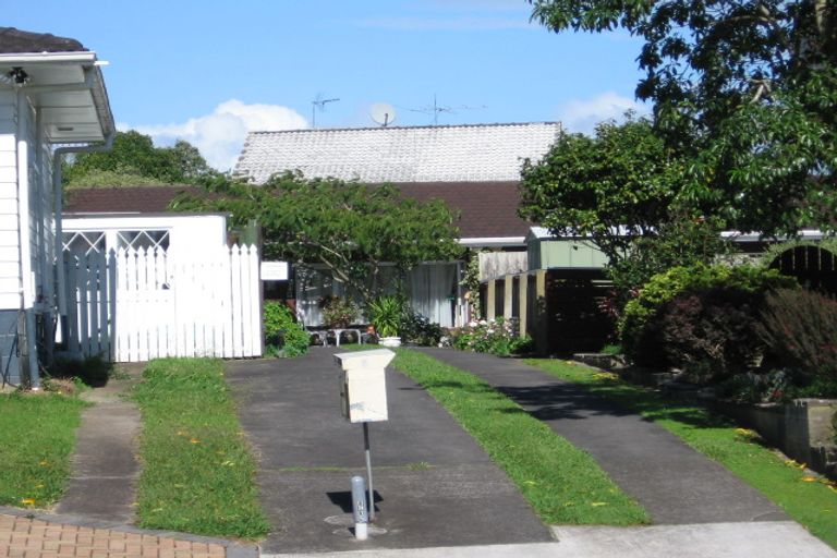 Photo of property in 1/6 Hemsway Place, Sunnyhills, Auckland, 2010