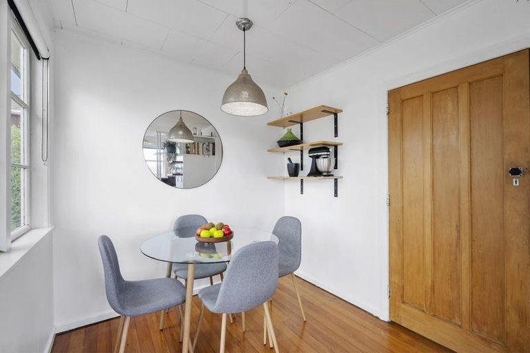 Photo of property in 25 Bould Street, Johnsonville, Wellington, 6037