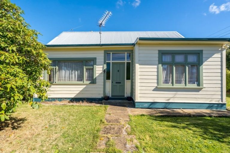 Photo of property in 8 Exeter Street, Abbotsford, Dunedin, 9018