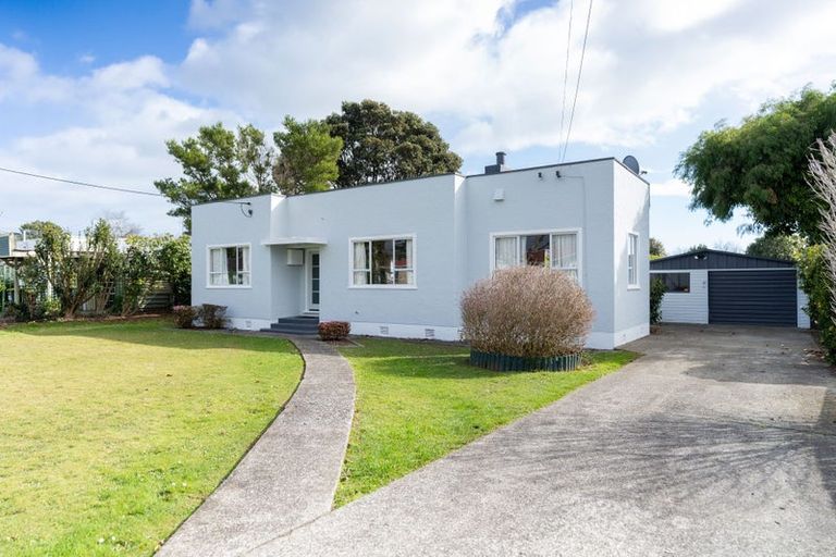 Photo of property in 3 Winchester Street, Levin, 5510