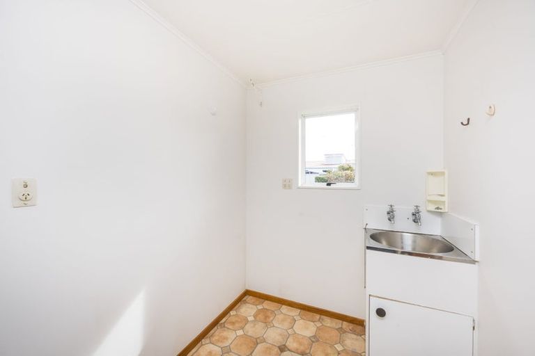 Photo of property in 36 Cedar Crescent, Feilding, 4702