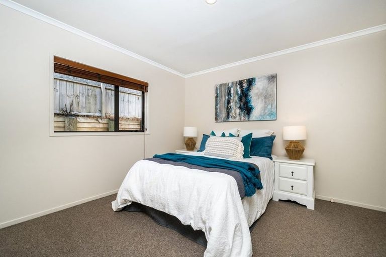 Photo of property in 57b Sabulite Road, Kelston, Auckland, 0602