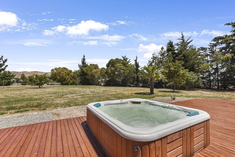 Photo of property in 42 Hardings Road, Riverlands, Blenheim, 7274