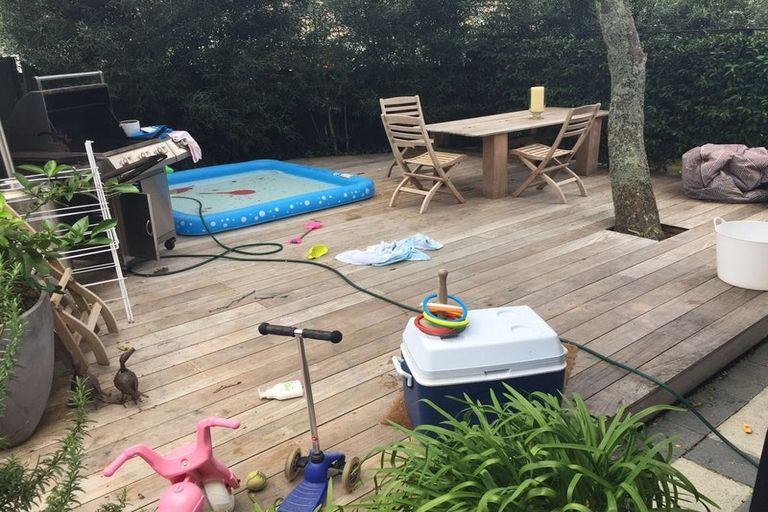 Photo of property in 2/195 Abbotts Way, Remuera, Auckland, 1050