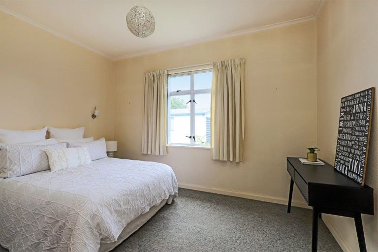 Photo of property in 35 Peddie Street, Taradale, Napier, 4112