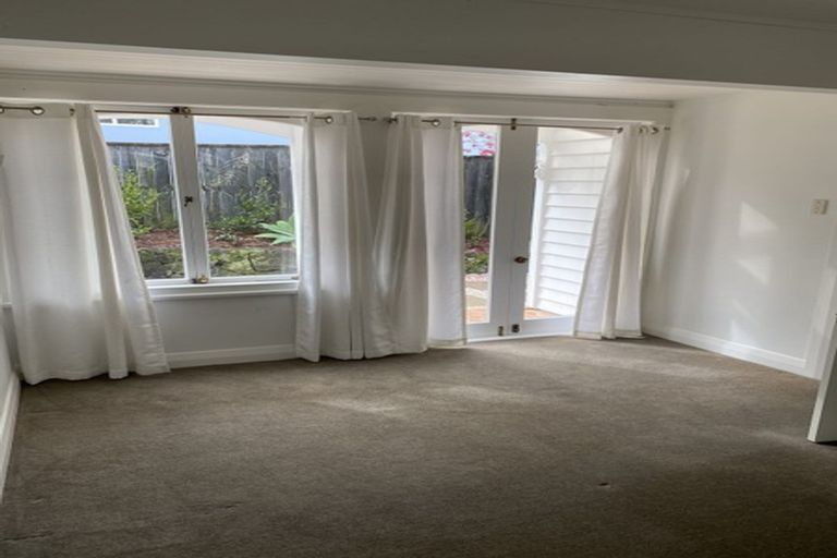 Photo of property in 52 St Vincent Avenue, Remuera, Auckland, 1050