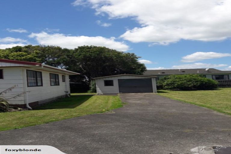 Photo of property in 41 Taka Street, Takanini, 2112
