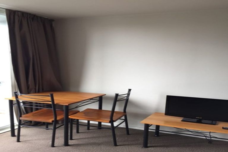 Photo of property in Cintra Apartments, 7h/3 Whitaker Place, Grafton, Auckland, 1010