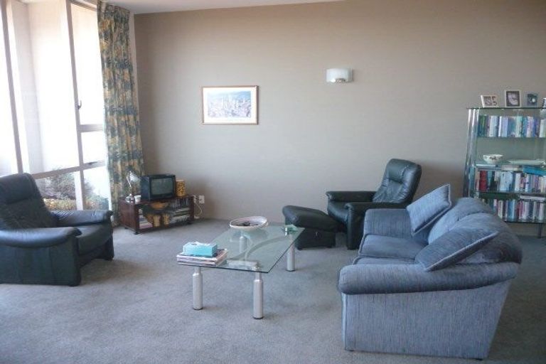 Photo of property in Stadium Garden Flats, 211/107 Thorndon Quay, Pipitea, Wellington, 6011