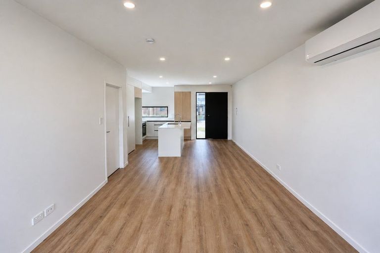 Photo of property in 17 Clay Works Lane, New Lynn, Auckland, 0600