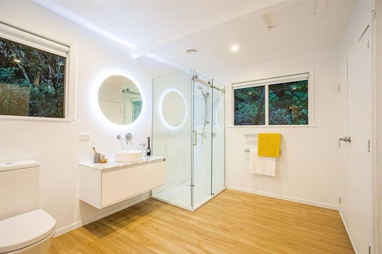 Photo of property in 23 Kauri Loop Road, Oratia, Auckland, 0604