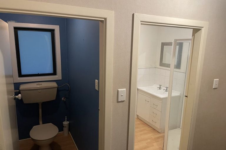 Photo of property in 76 Elmslie Road, Pinehaven, Upper Hutt, 5019