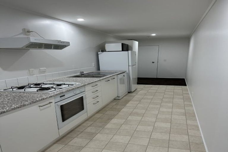 Photo of property in 8/8 Girton Terrace, Mount Cook, Wellington, 6021