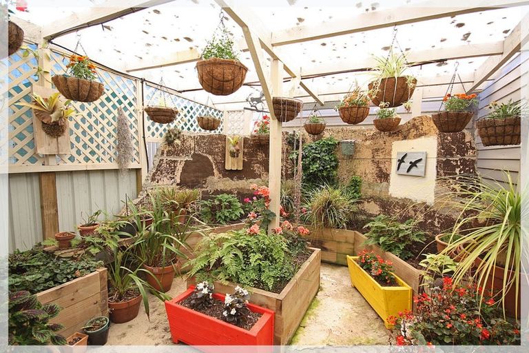 Photo of property in 9 Nuku Street, Tangimoana, 4822