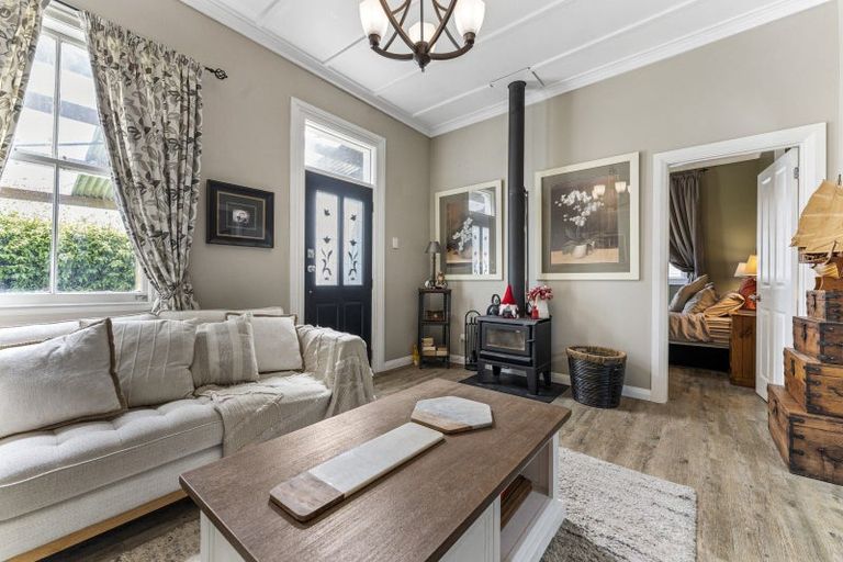 Photo of property in 33 Tararua Street, Pahiatua, 4910