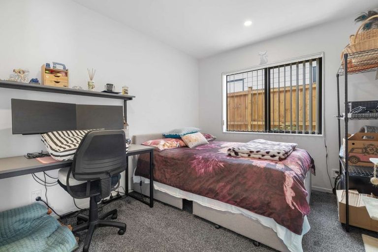 Photo of property in 6 Grandifolia Road, Takanini, 2110