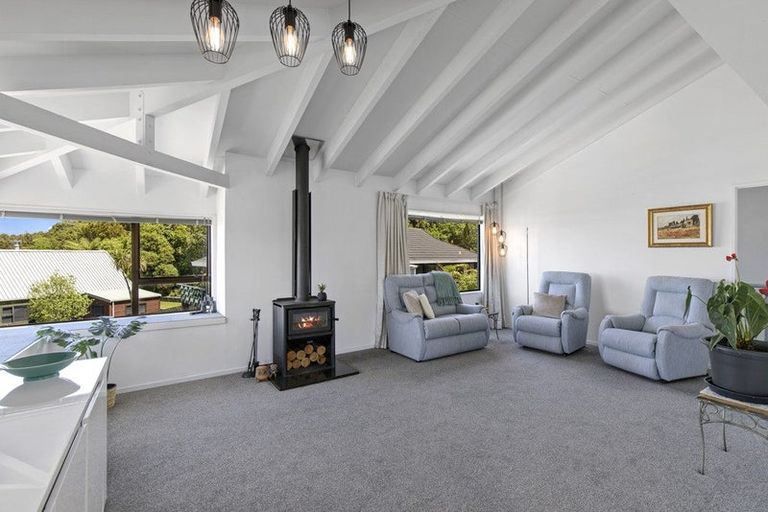 Photo of property in 16 Westpoint Avenue, Harbour View, Lower Hutt, 5010