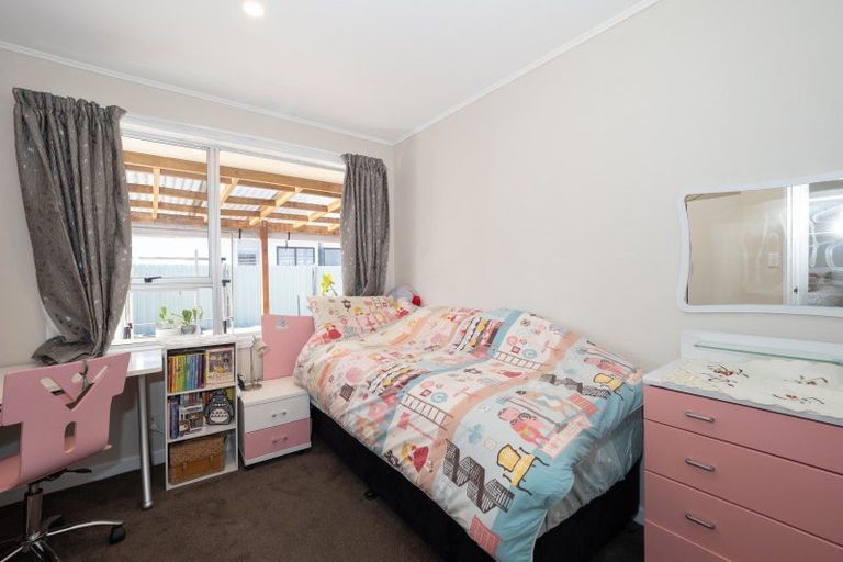 Photo of property in 82 Mcmurdo Street, Tinwald, Ashburton, 7700