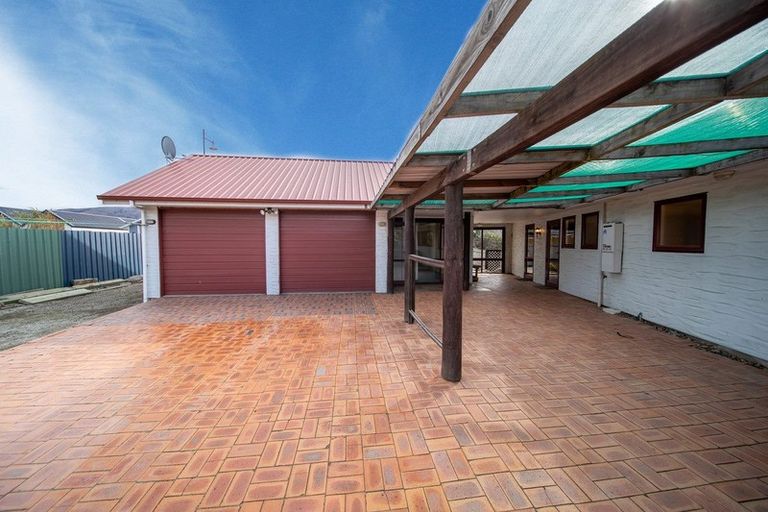 Photo of property in 2 Waenga Drive, Cromwell, 9310