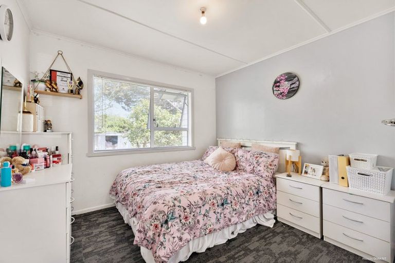 Photo of property in 3 Hunua Road, Papakura, 2110