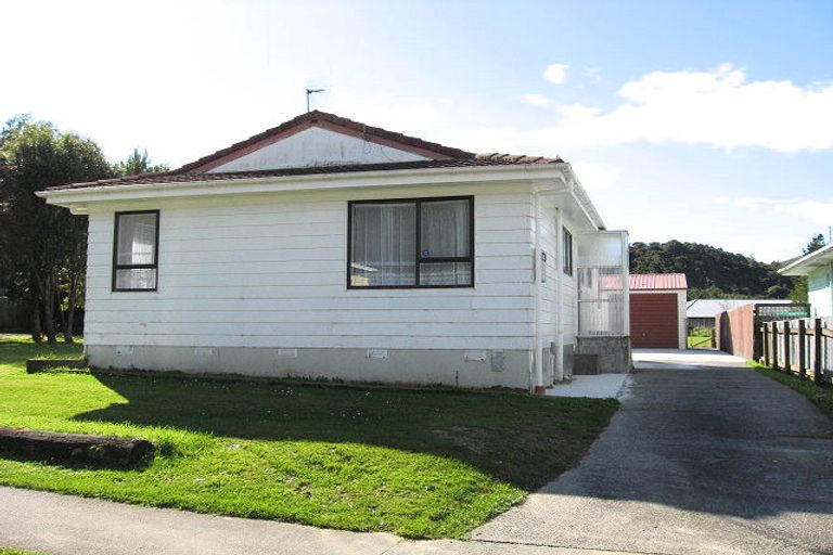Photo of property in 38 Stockdale Street, Wainuiomata, Lower Hutt, 5014