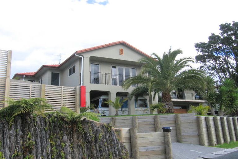Photo of property in 1 Waikareao Way, Brookfield, Tauranga, 3110