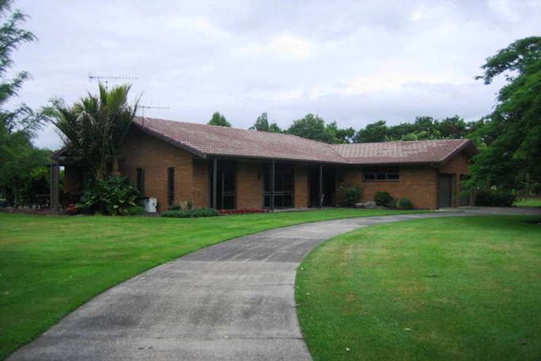 Photo of property in 403 West Bank Road, Edgecumbe, Whakatane, 3192