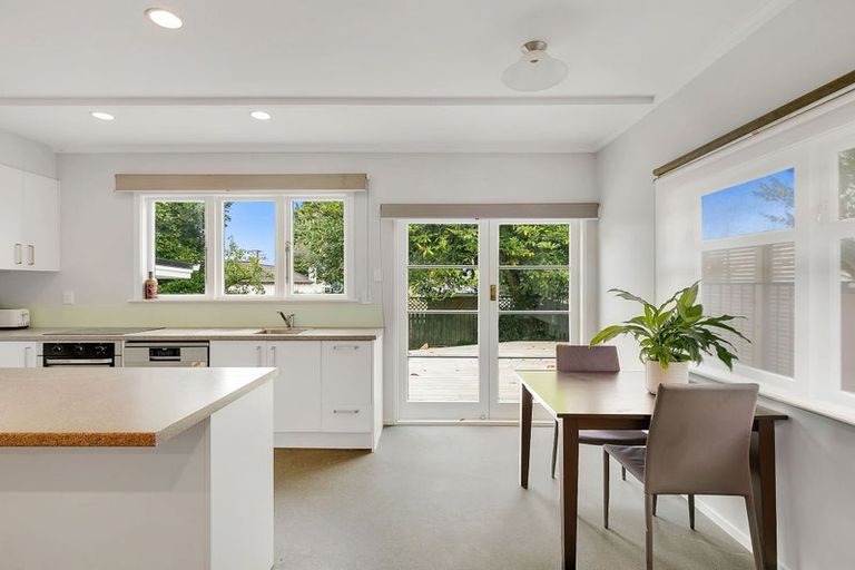 Photo of property in 2 Kellow Street, Wallaceville, Upper Hutt, 5018