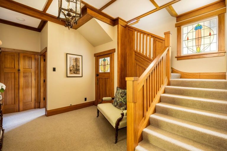 Photo of property in 83 Brougham Street, New Plymouth, 4310