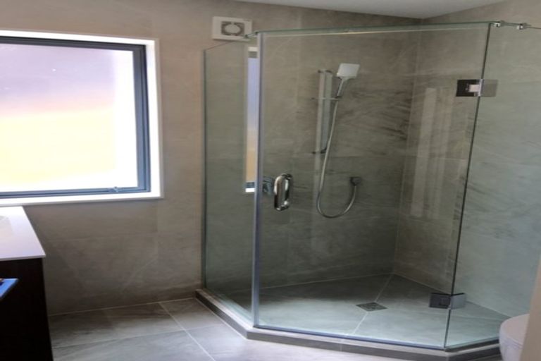 Photo of property in 26 Para Close, Fairview Heights, Auckland, 0632