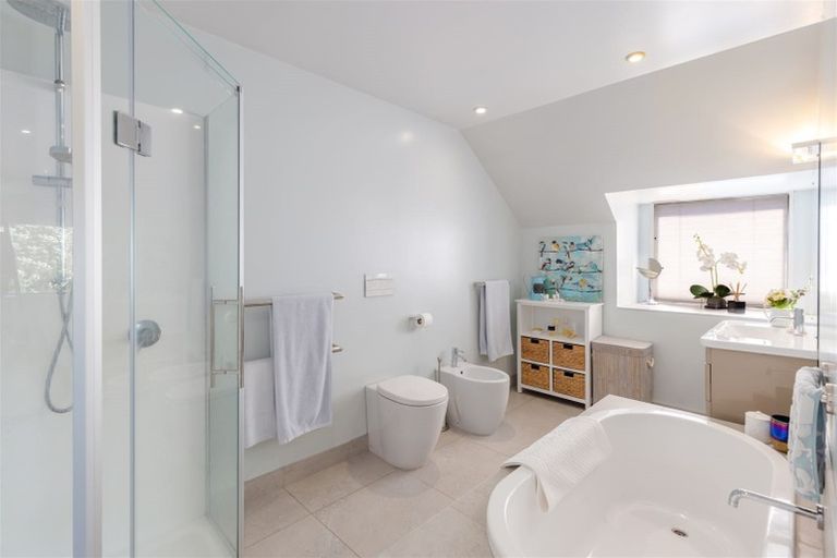 Photo of property in 83 Leinster Road, Merivale, Christchurch, 8014