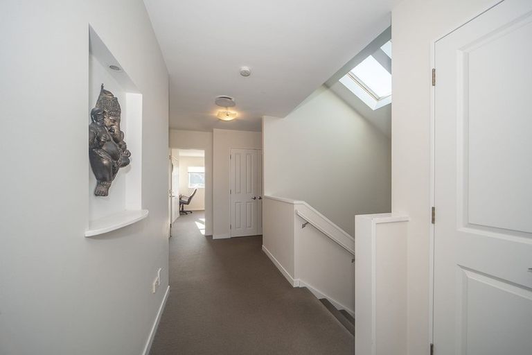 Photo of property in 24 Jordan Street, Island Bay, Wellington, 6023