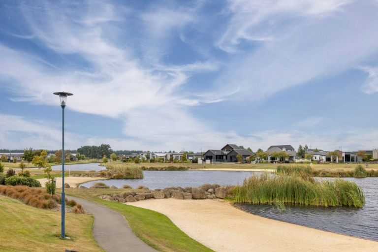 Photo of property in 14 Medusa Lane, Pegasus, 7612