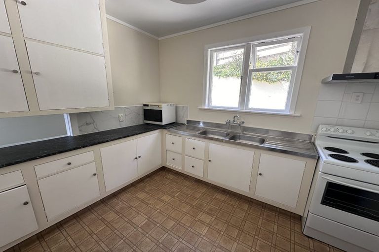 Photo of property in 5/20 Saint Michaels Crescent, Kelburn, Wellington, 6012