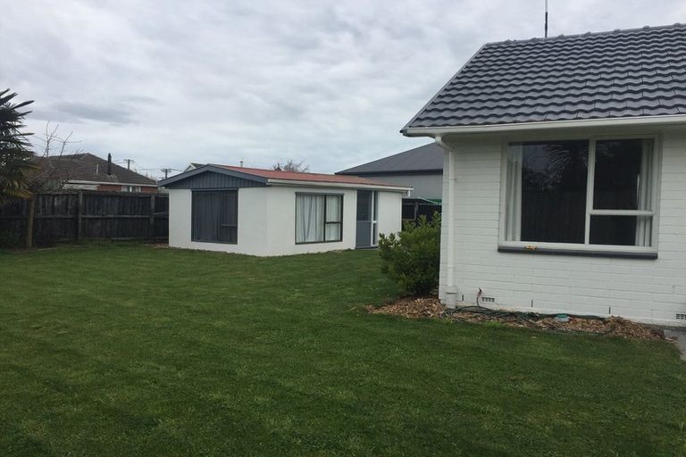 Photo of property in 2/226 Wainoni Road, Avondale, Christchurch, 8061