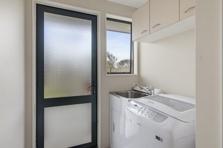 Photo of property in 16b Karaka Street, Otaki Beach, Otaki, 5512