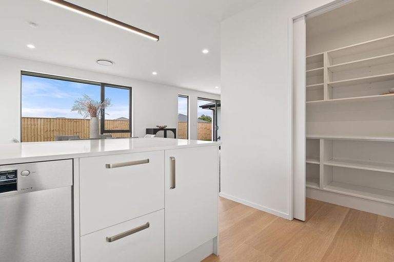 Photo of property in 18 Hunt Road, Rolleston, 7615