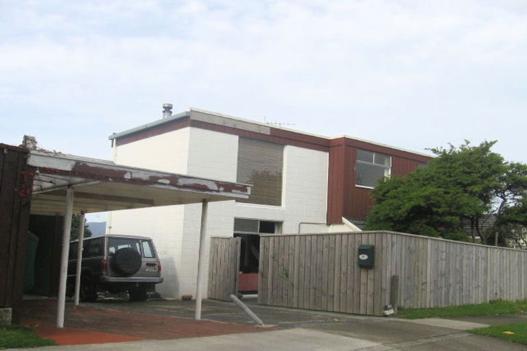 Photo of property in 5 Laurel Grove, Maungaraki, Lower Hutt, 5010