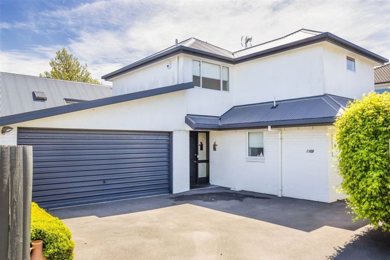 Photo of property in 2/138 Memorial Avenue, Burnside, Christchurch, 8053