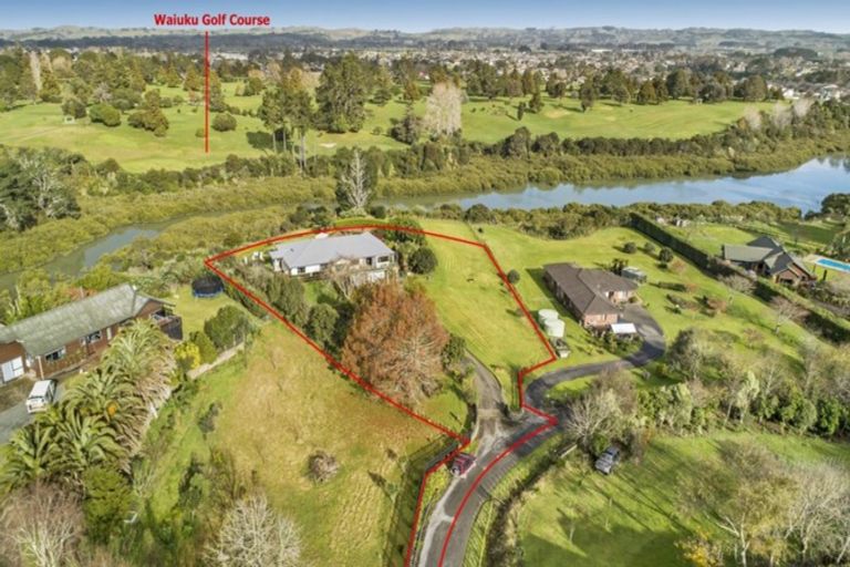 Photo of property in 79b Hyland Place, Waiuku, 2681