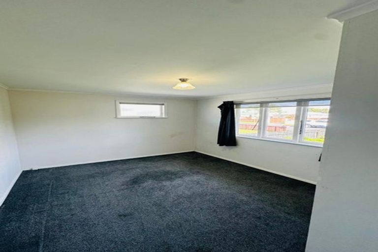 Photo of property in 1/35 Hill Crescent, Papakura, 2110