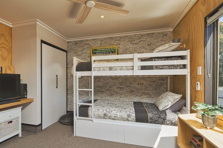 Photo of property in 56 Palmerston Road, Havelock North, 4130