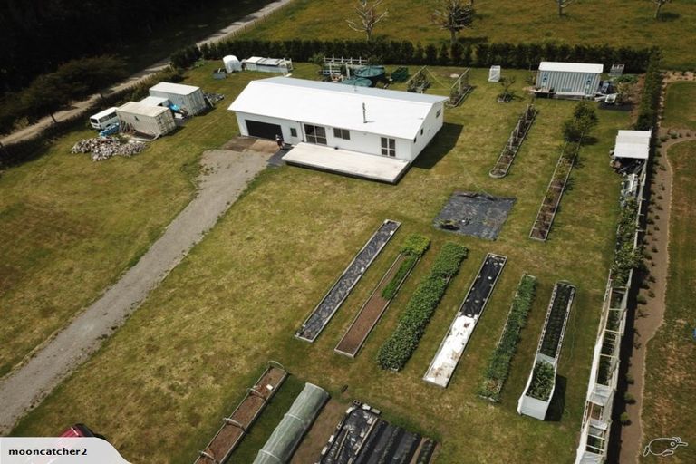 Photo of property in 636 Inland Road North, Onaero, Waitara, 4383